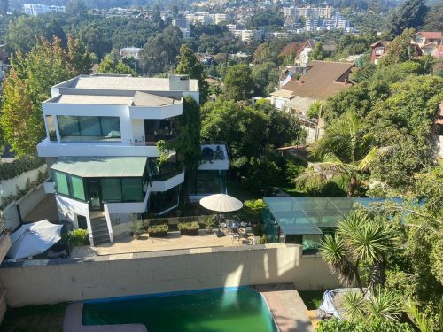 VENDO CASONA MODERNA EN CLADONIA, JARDIN DEL MAR, REÑACA